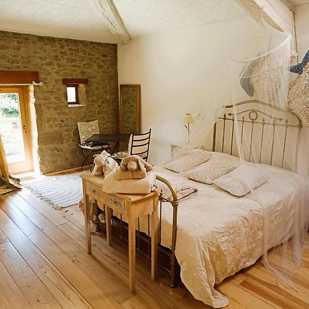 Un Jardin Sur La Colline Claveyson Exterior foto