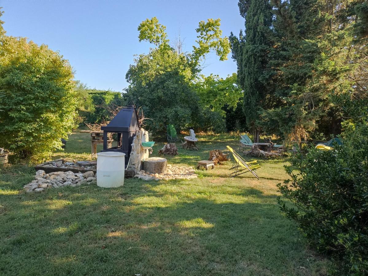 Un Jardin Sur La Colline Claveyson Exterior foto